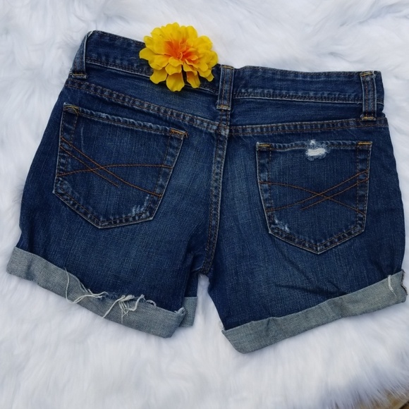 😎Cute cuffed denim shorts - Picture 2 of 6